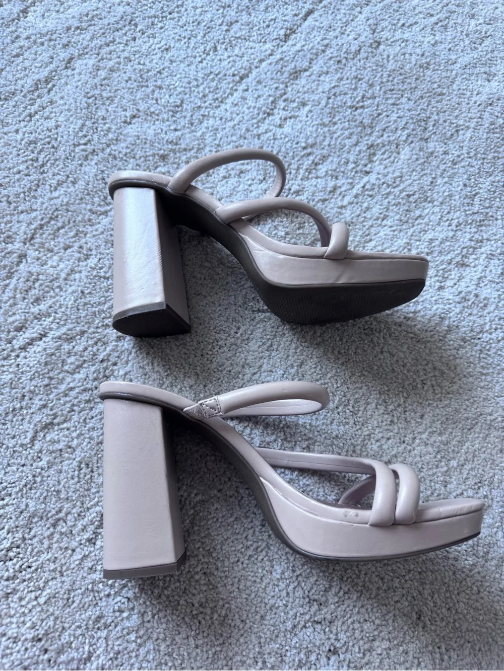 Dolce Vita Women’s Nude Strappy Block Heel Sandal